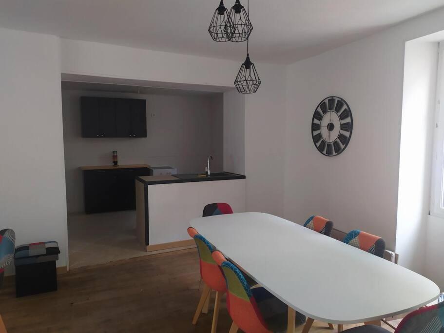 Maison De Ville Tres Lumineuse Civray  Εξωτερικό φωτογραφία